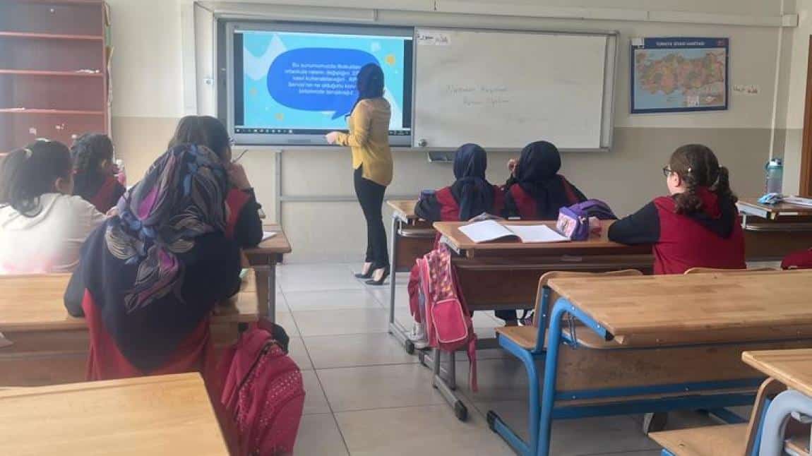 2023-2024 Eğitim Öğretim Yılı 5.sınıf öğrencilerimize oryantasyon eğitimi kapsamında ''Okulumuza Hoşgeldin'' etkinliği yapıldı.