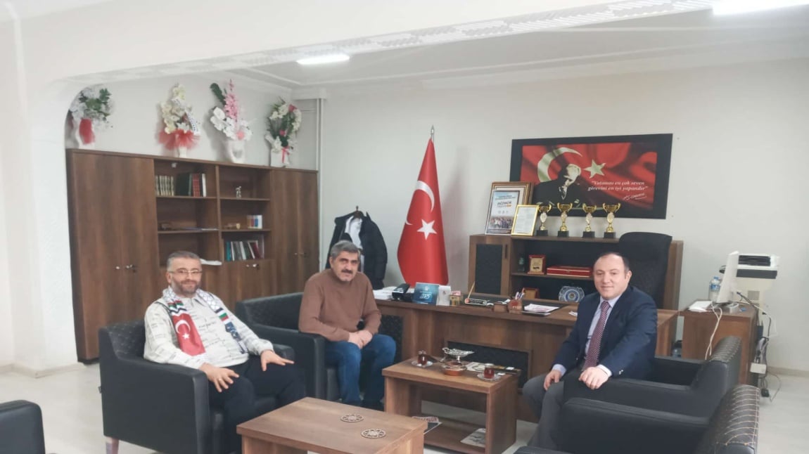 Erzurum İl Milli Eğitim Müdürü Yakup YILDIZ, Okulumuzu Ziyaret Ettiler.